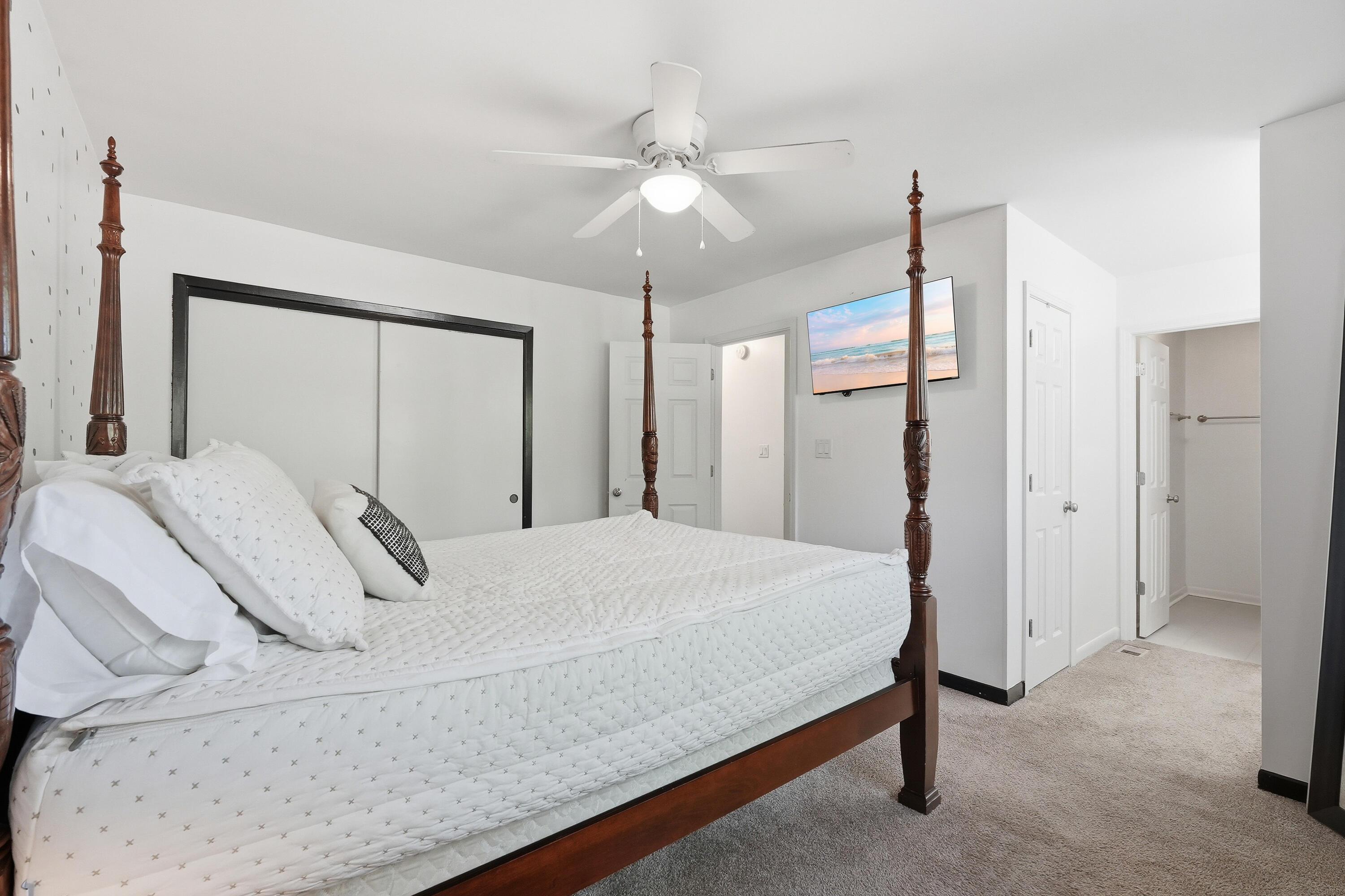 32 7Th Avenue 129