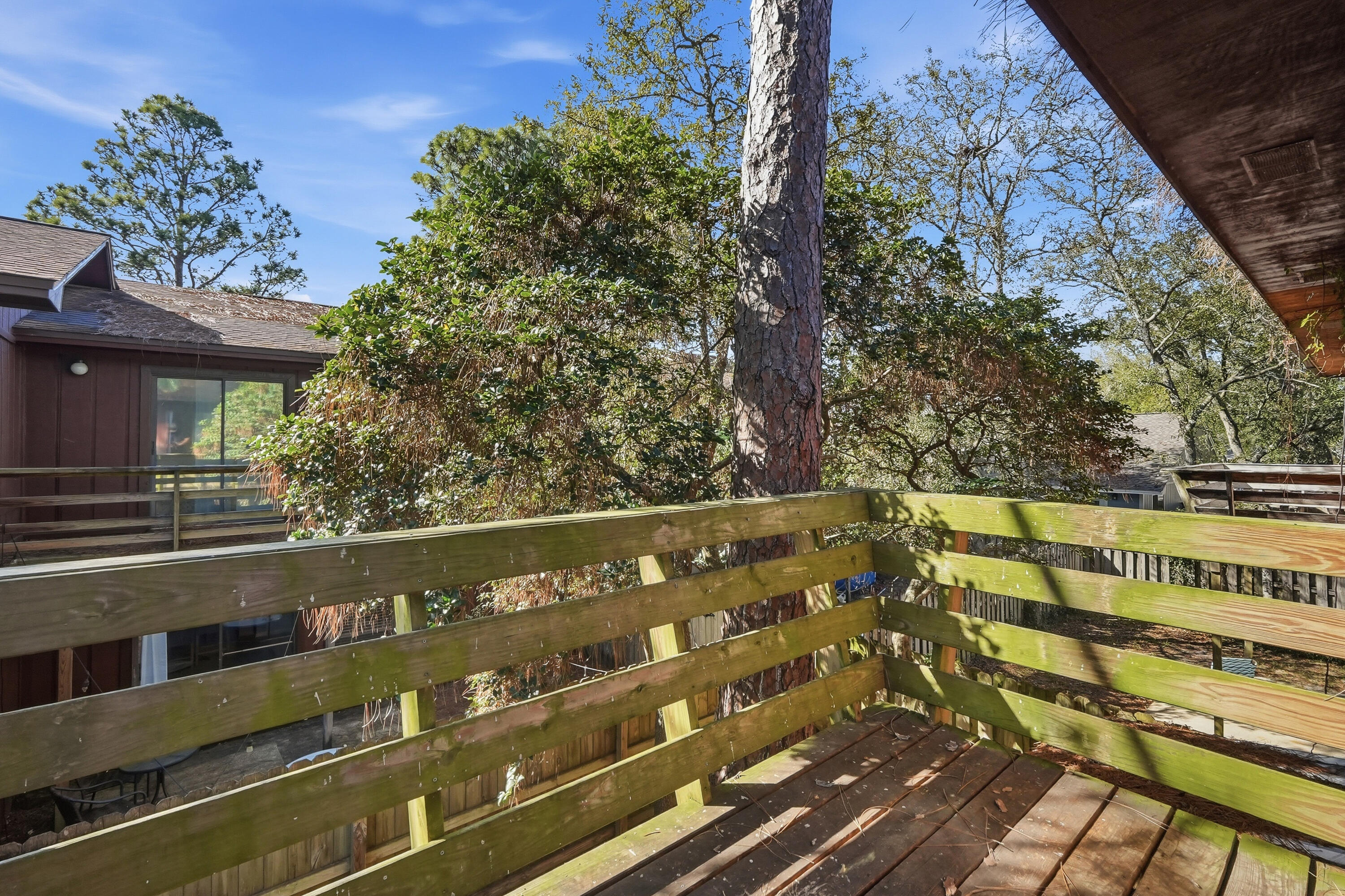 32 7Th Avenue 129