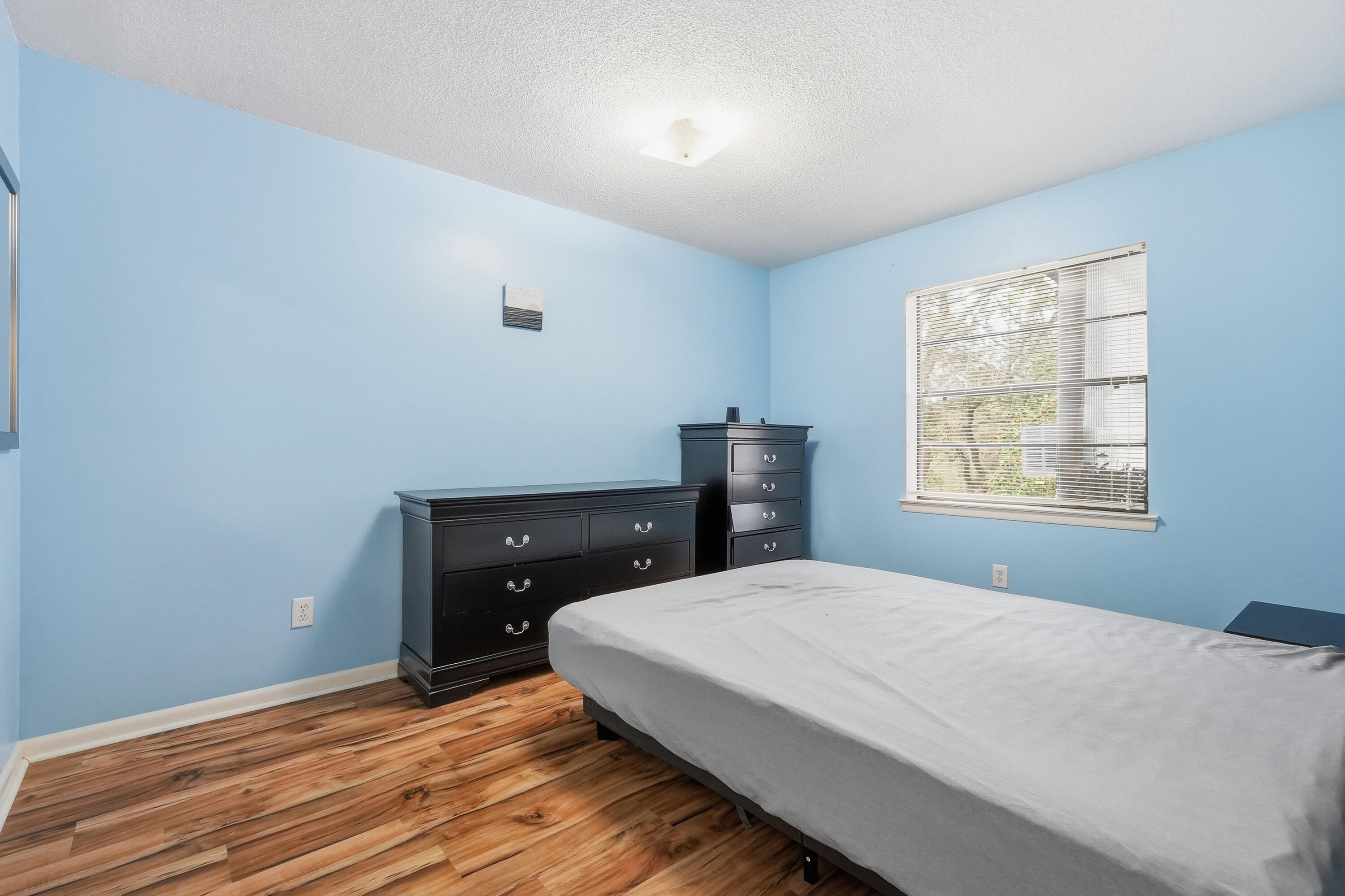 41 12th Street 68