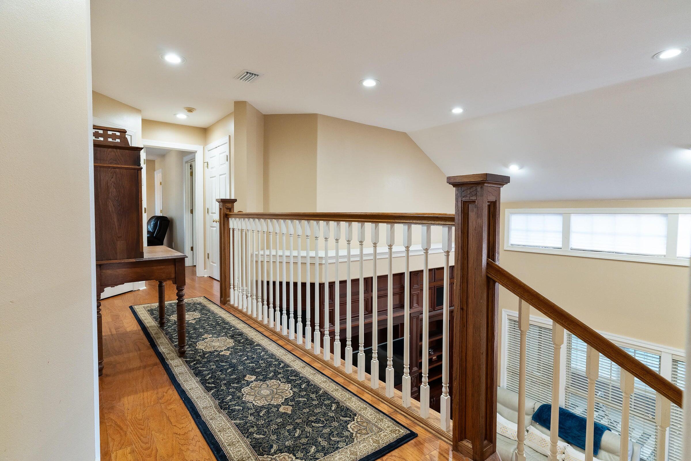 256 NW Ventura Circle