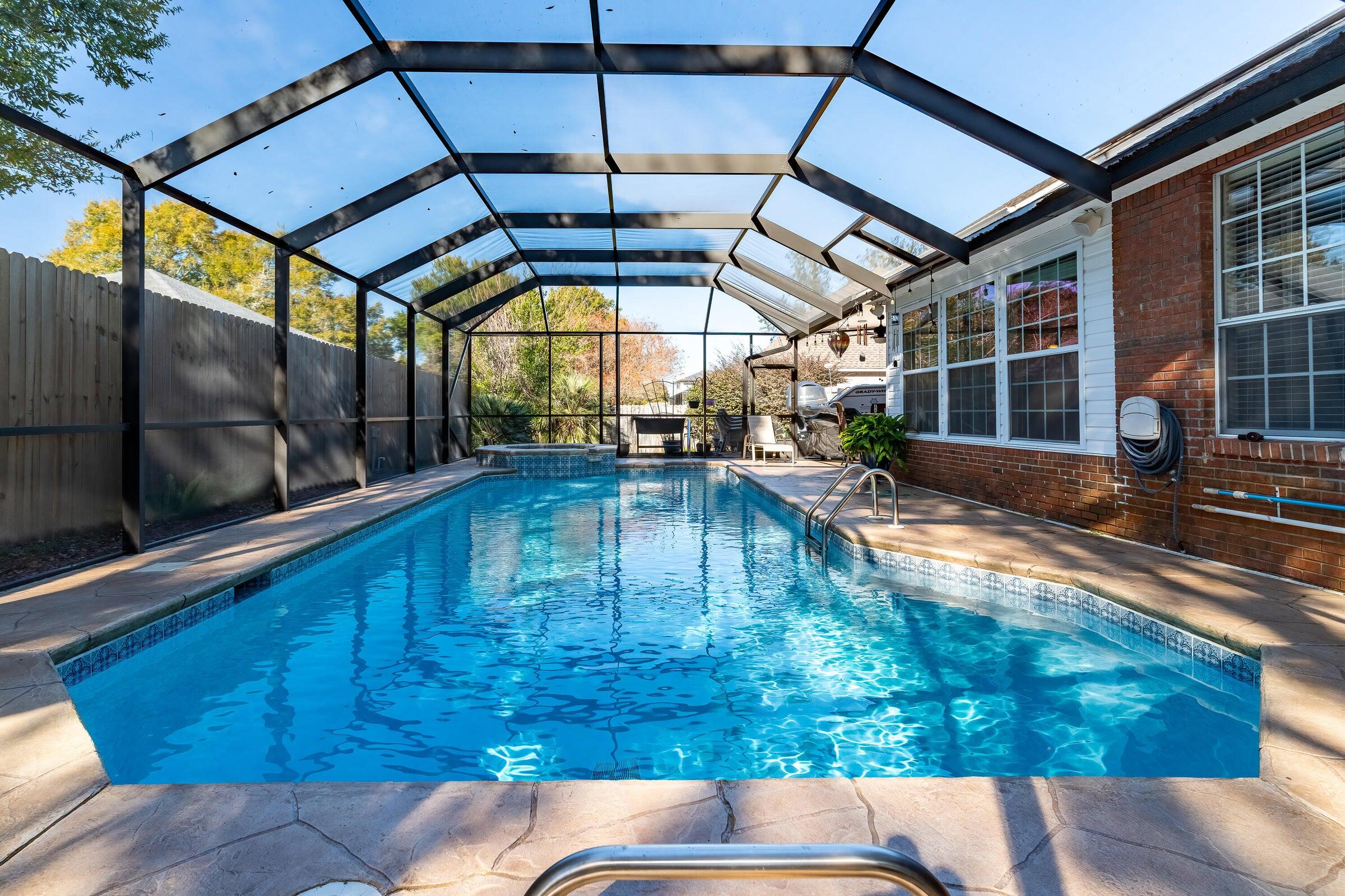 256 NW Ventura Circle