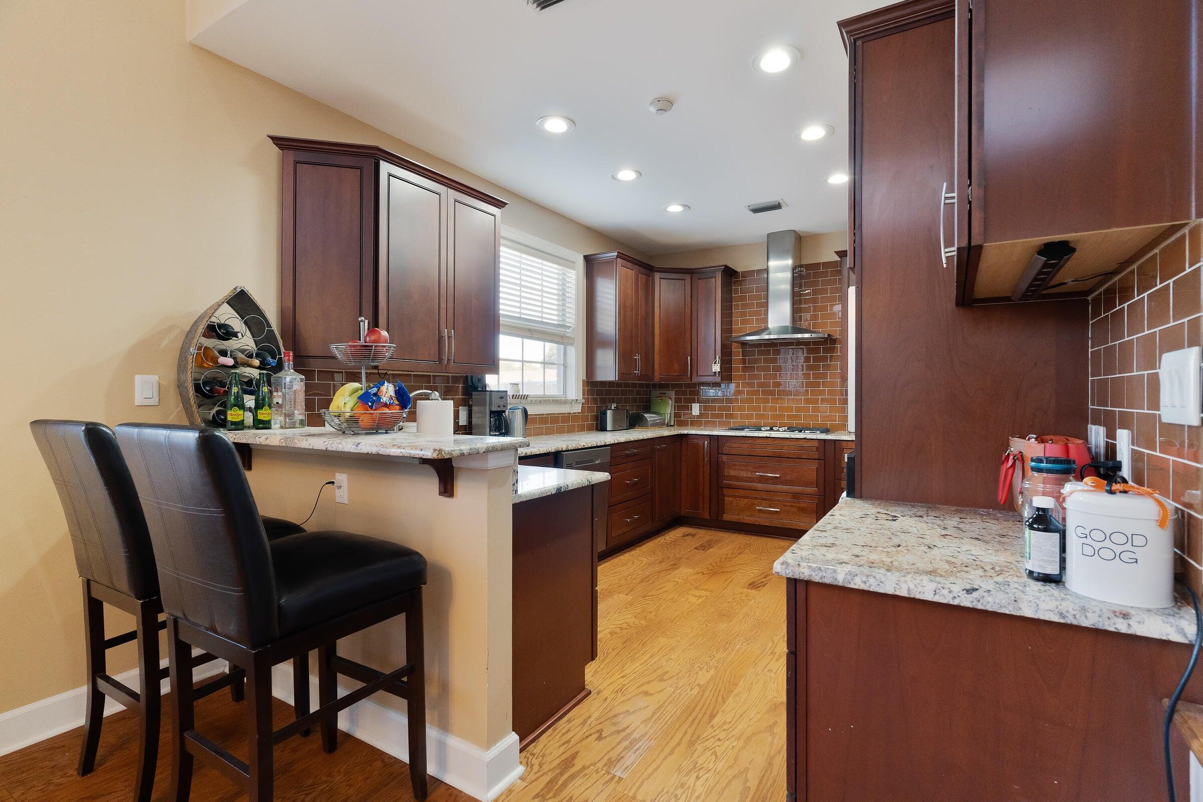 256 NW Ventura Circle