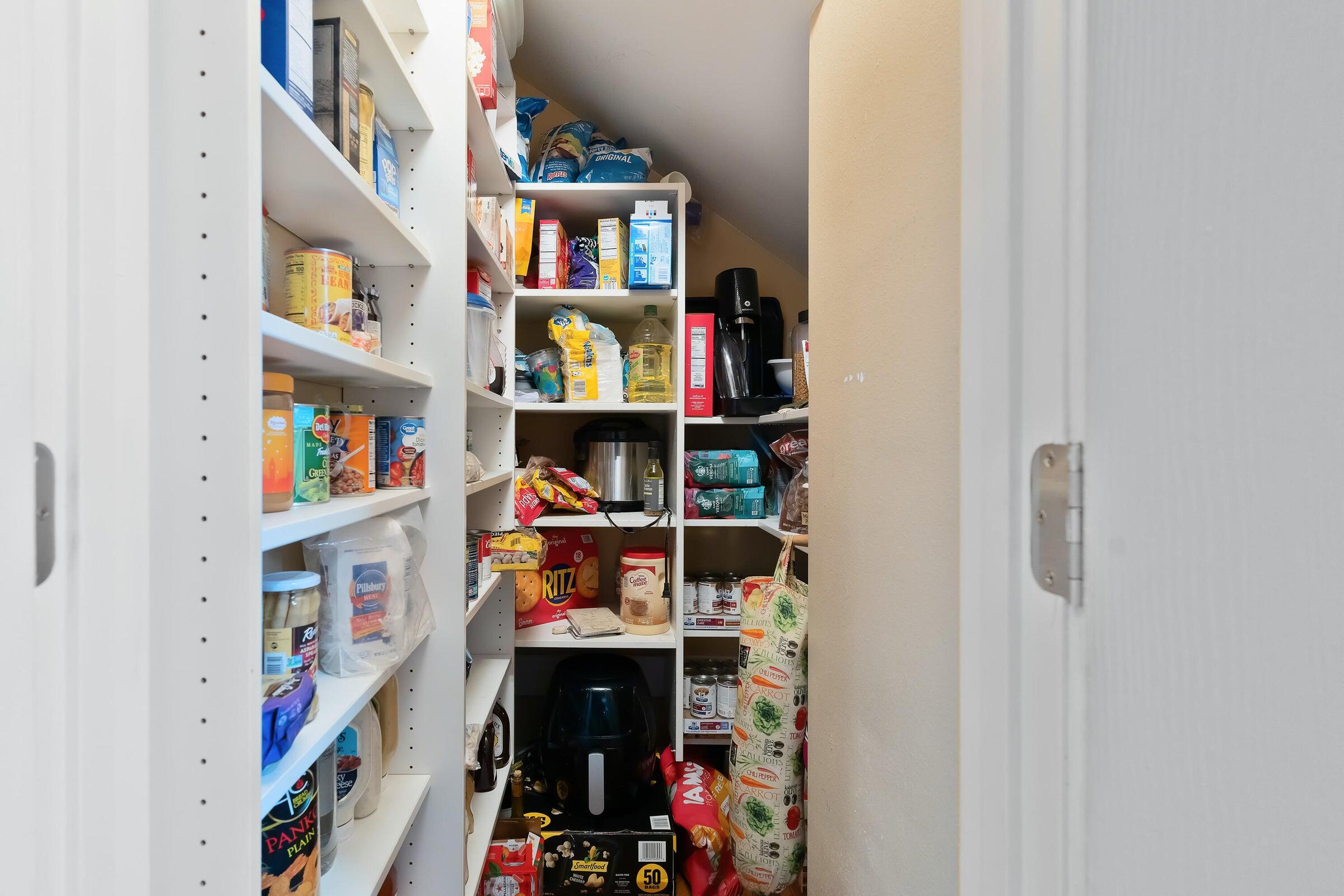 256 NW Ventura Circle