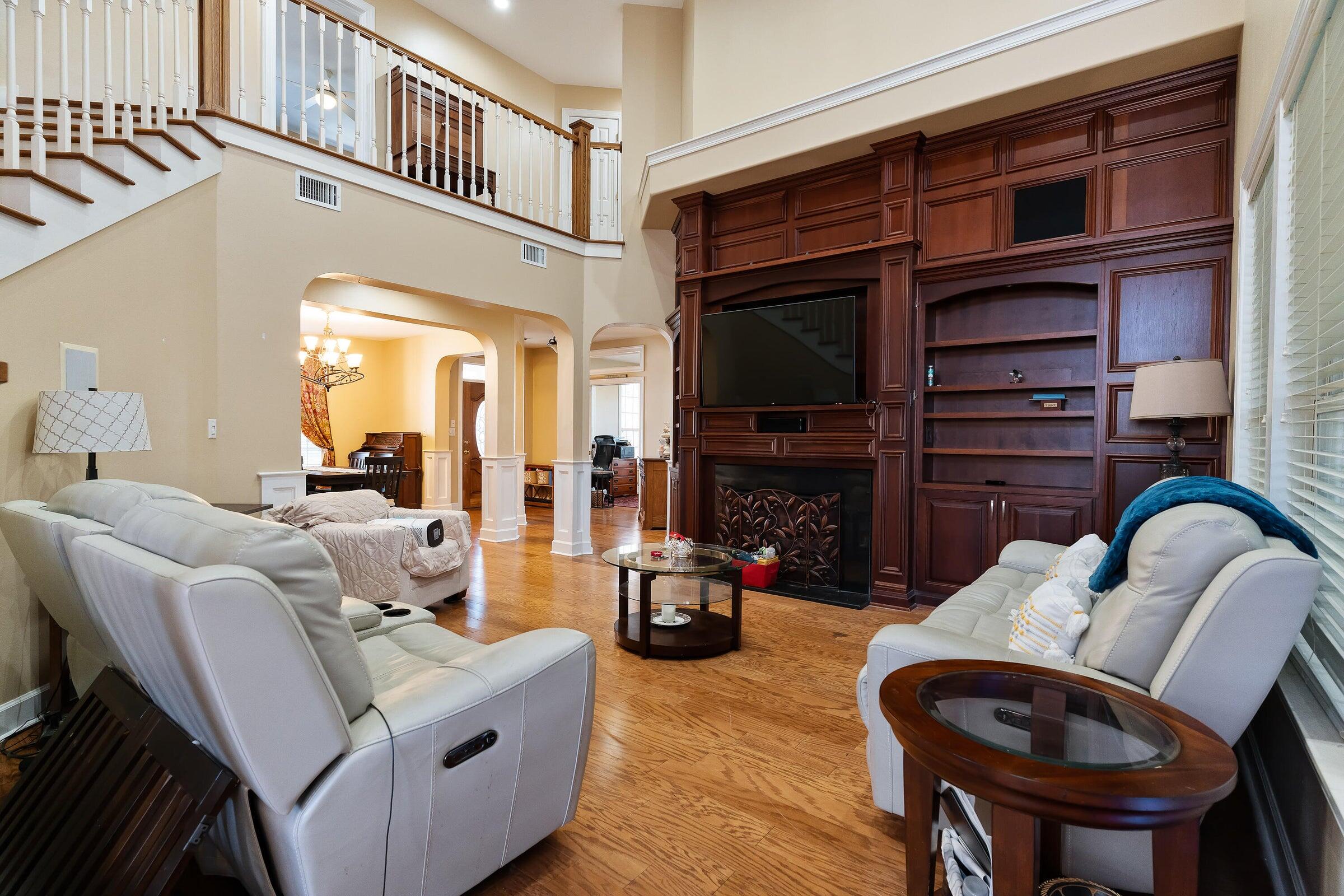 256 NW Ventura Circle