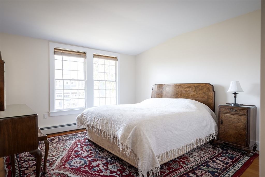 27 Summer St