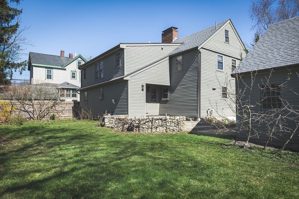27 Summer St