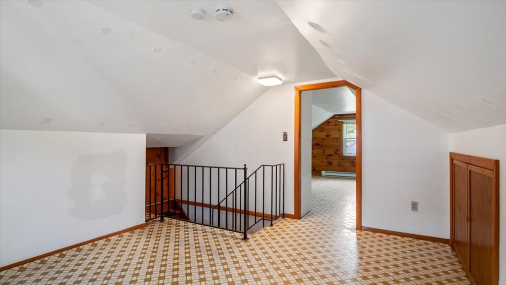 203 Wentworth Ave