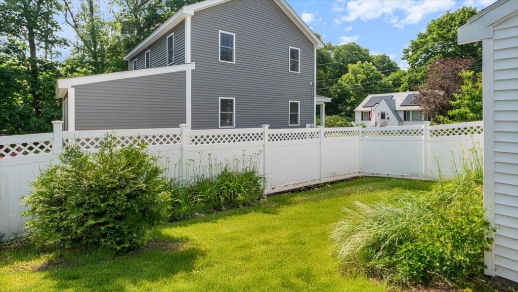 203 Wentworth Ave