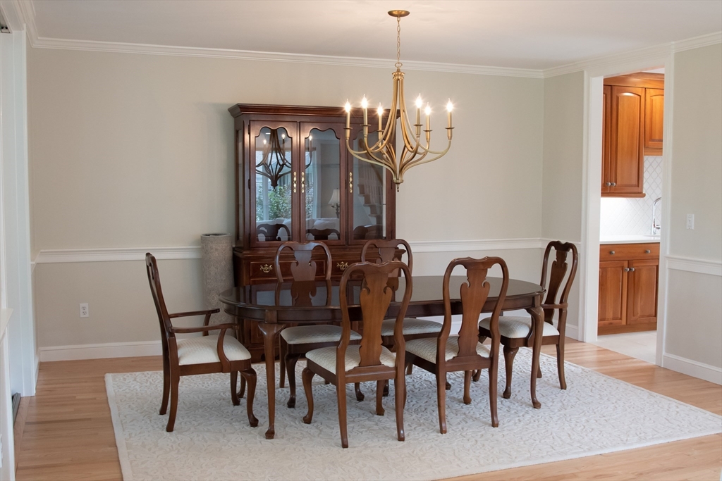 32 Choate Ln