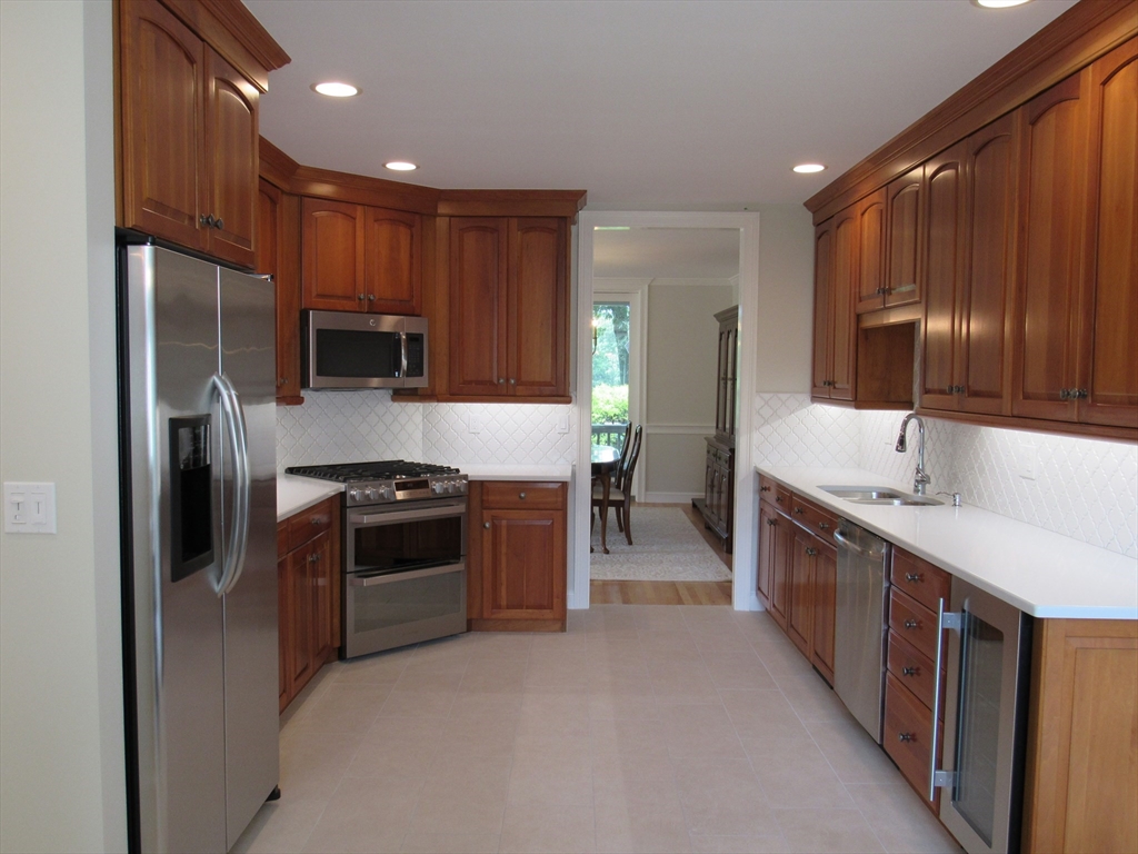 32 Choate Ln