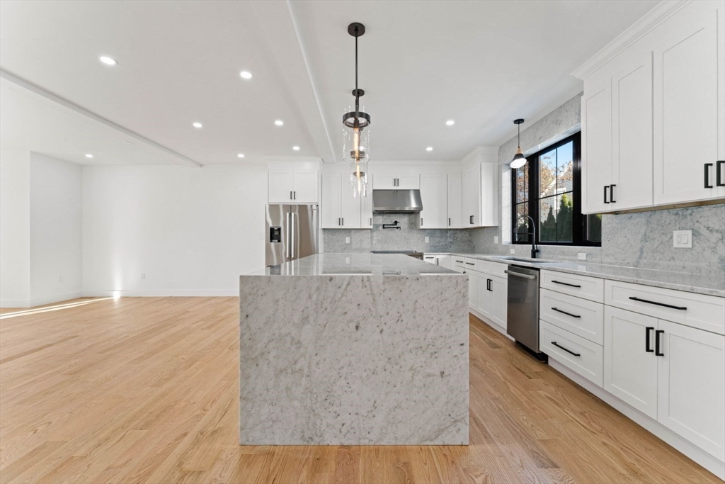 3 Brook Street # B