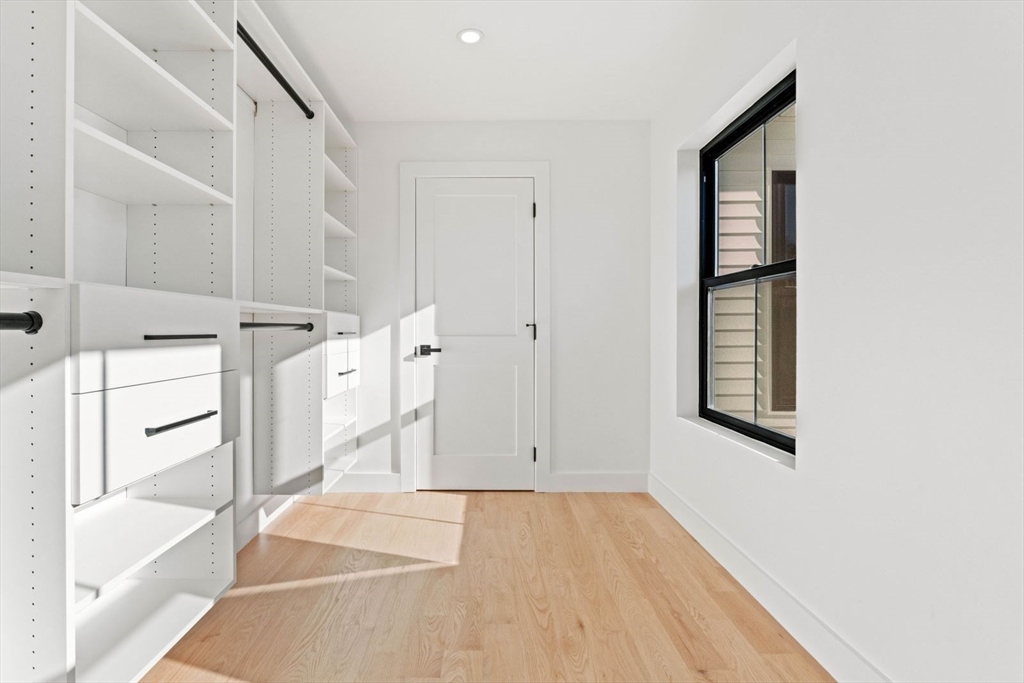 3 Brook Street # B