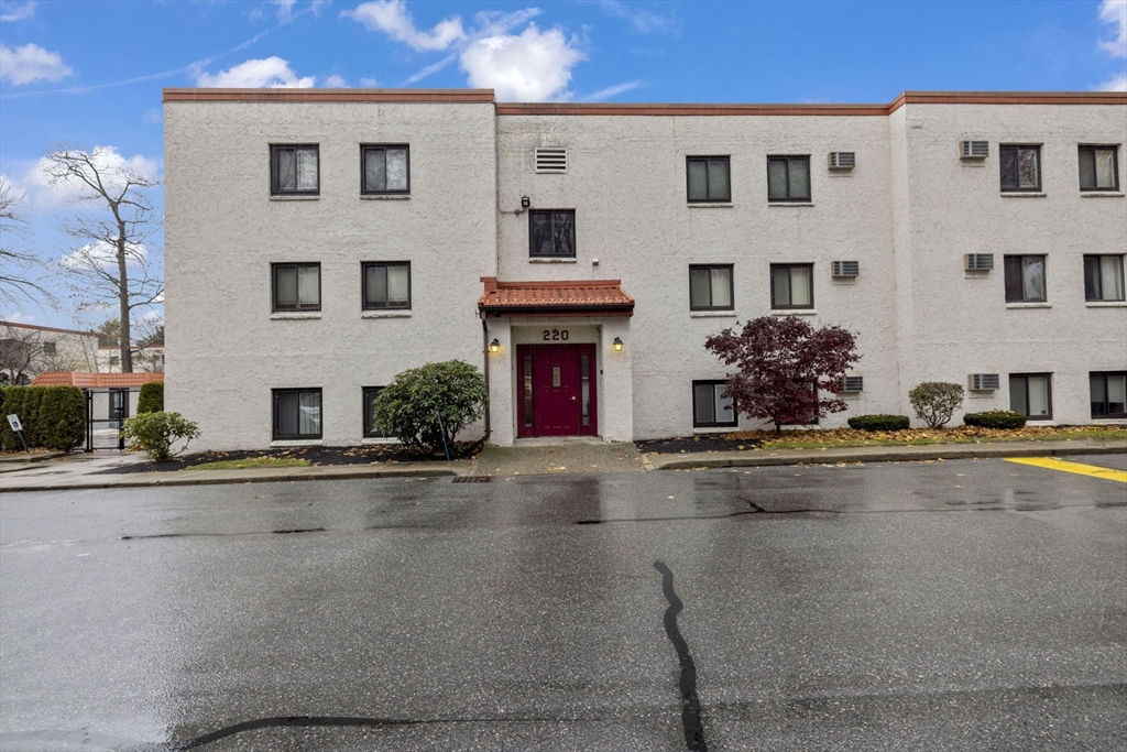 220 Fellsview Ter # 221