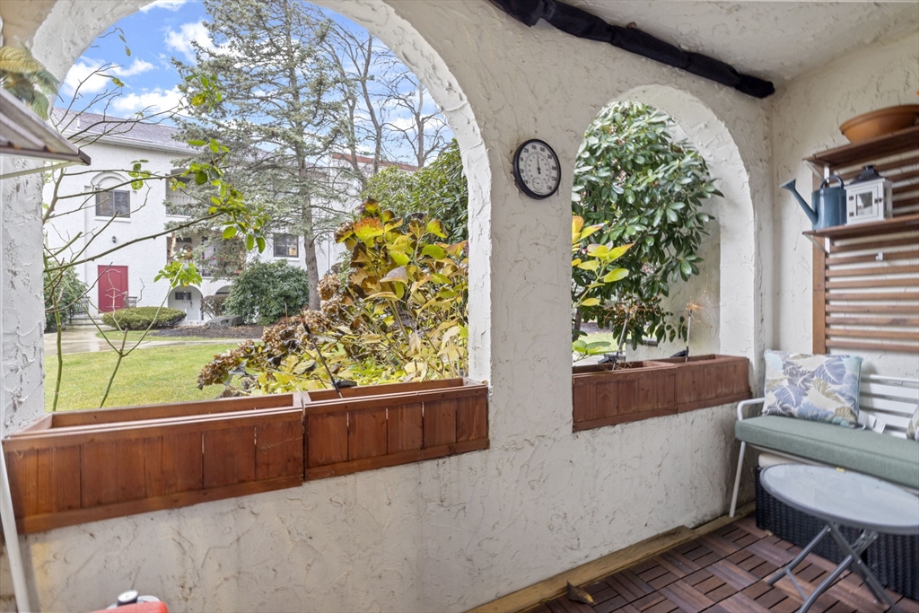 220 Fellsview Ter # 221