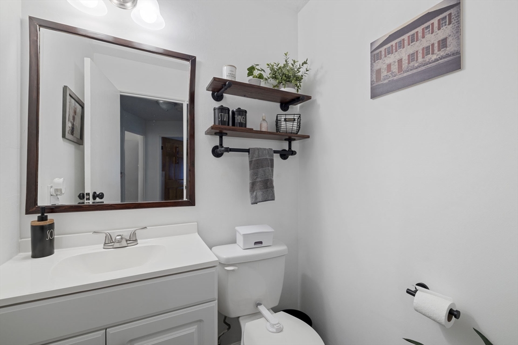 220 Fellsview Ter # 221