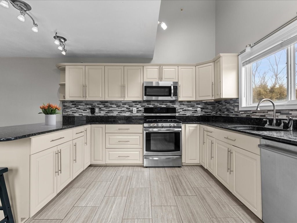 54 Cavendish # 54