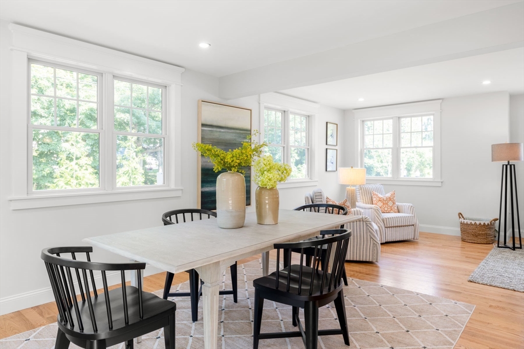 5 Pinetree Lane