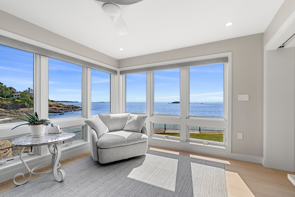 4 Bass Rock Lane # 1