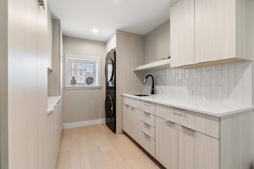 4 Bass Rock Lane # 1