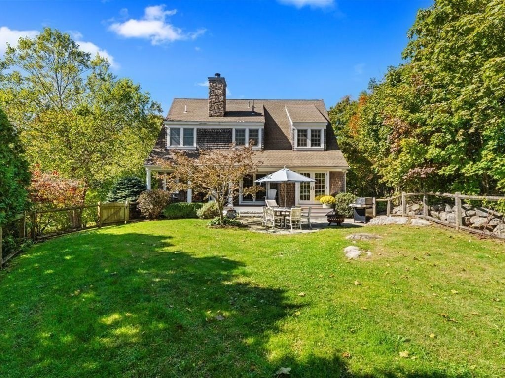 25 Forest Street