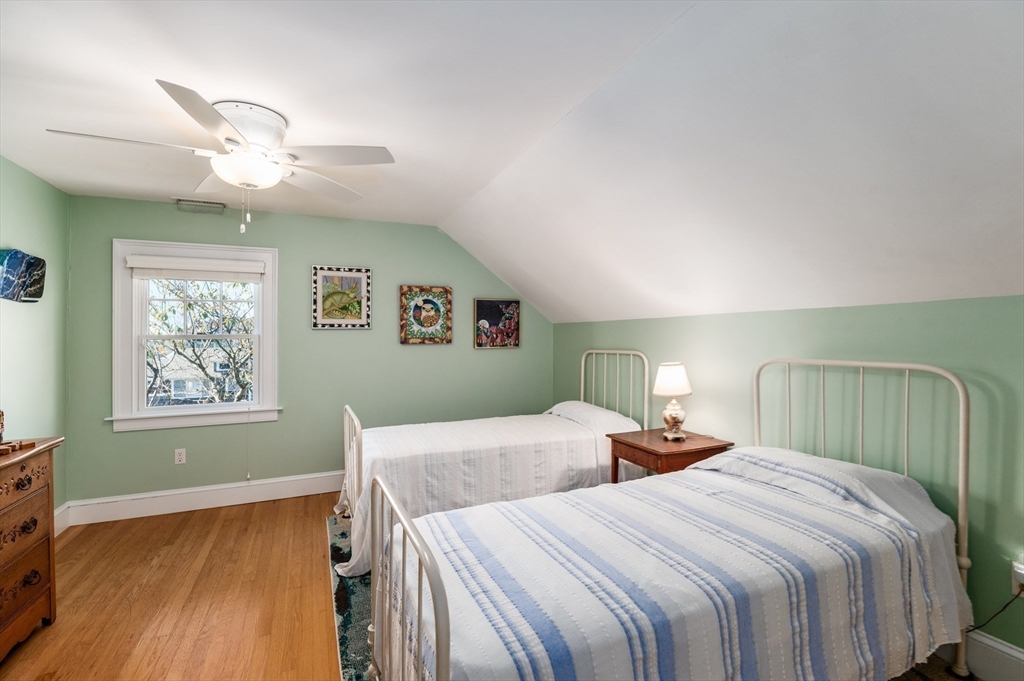 25 Salt Island Rd