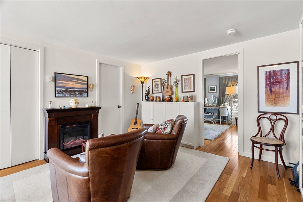 126 Merrimac St # 45