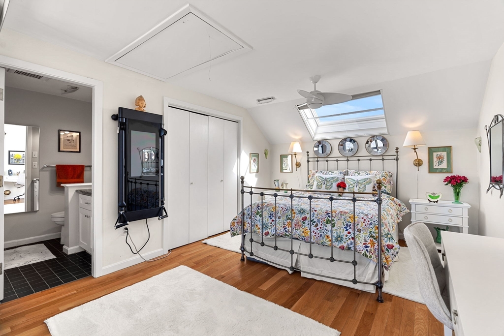 126 Merrimac St # 45