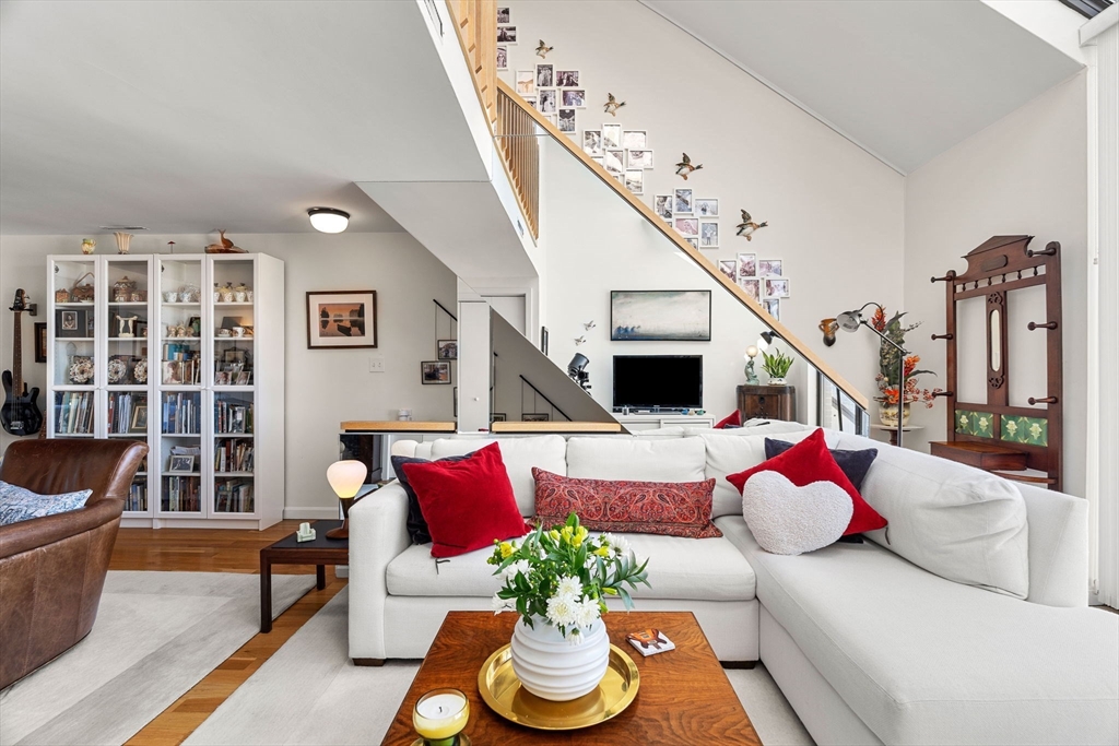 126 Merrimac St # 45