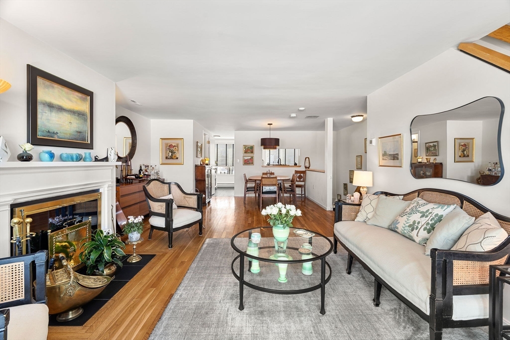 126 Merrimac St # 45