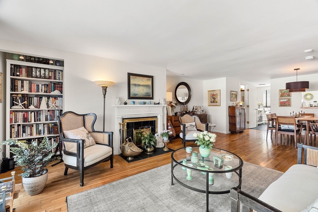 126 Merrimac St # 45
