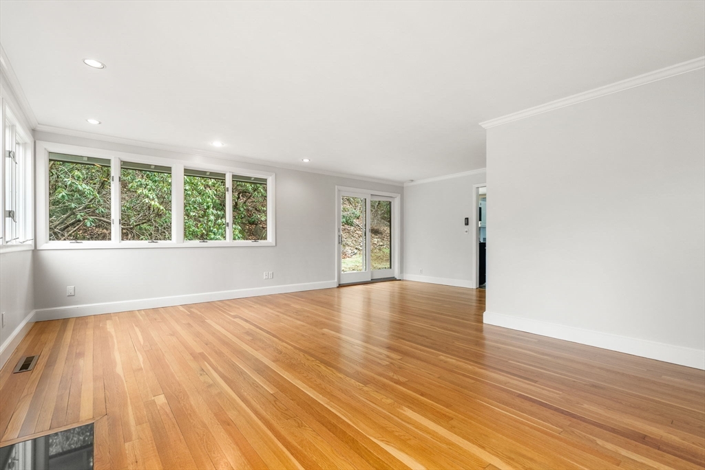 7 Walker Road