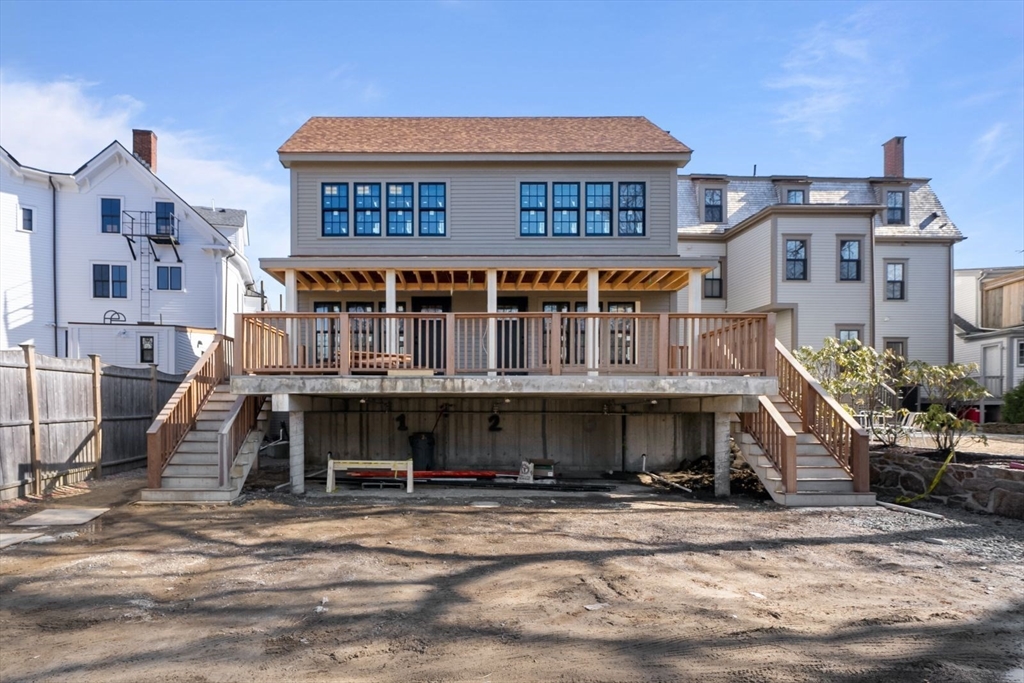 7 Central St # R3