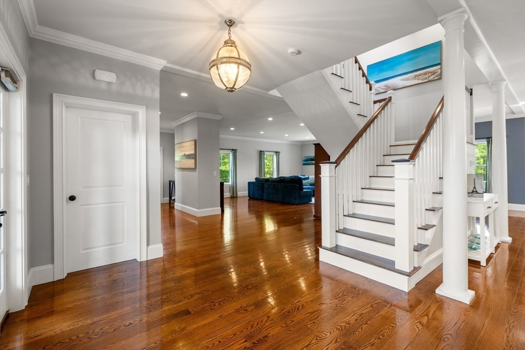 22 Crooked Lane