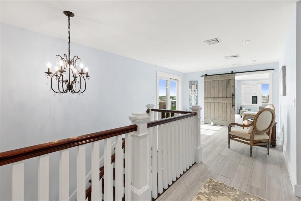 4 35th St