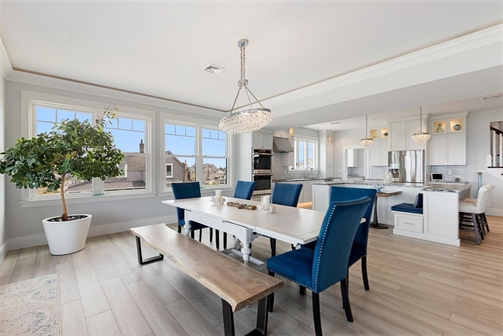 4 35th St