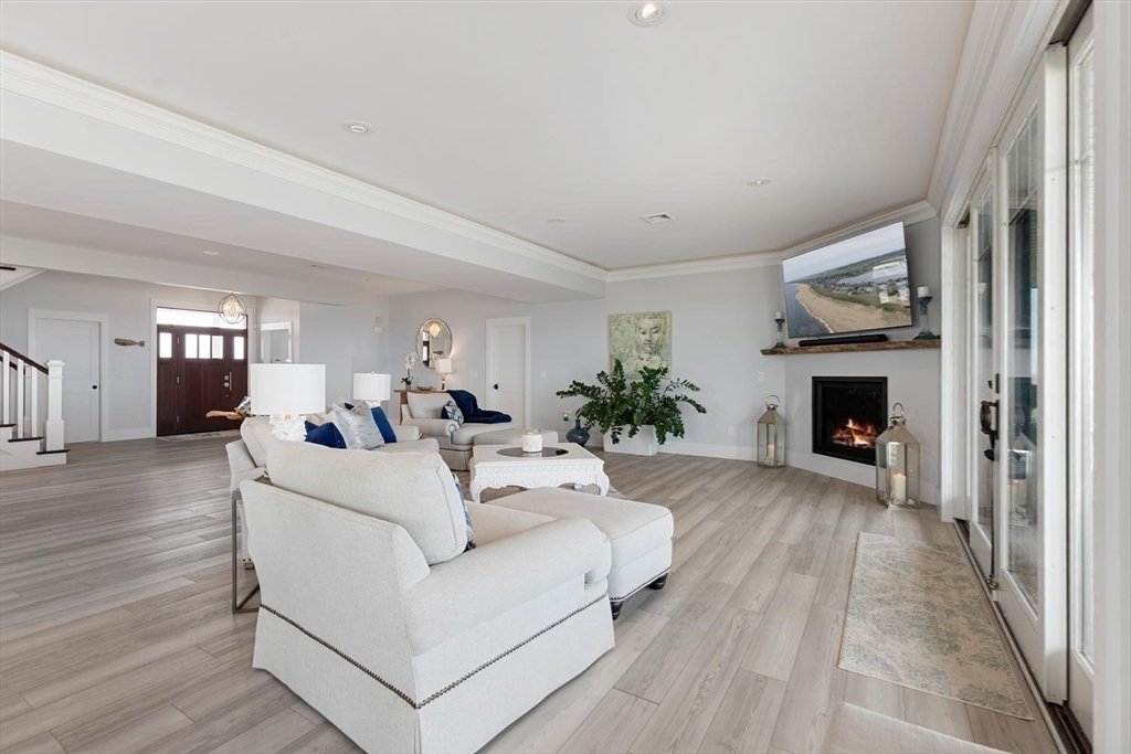 4 35th St
