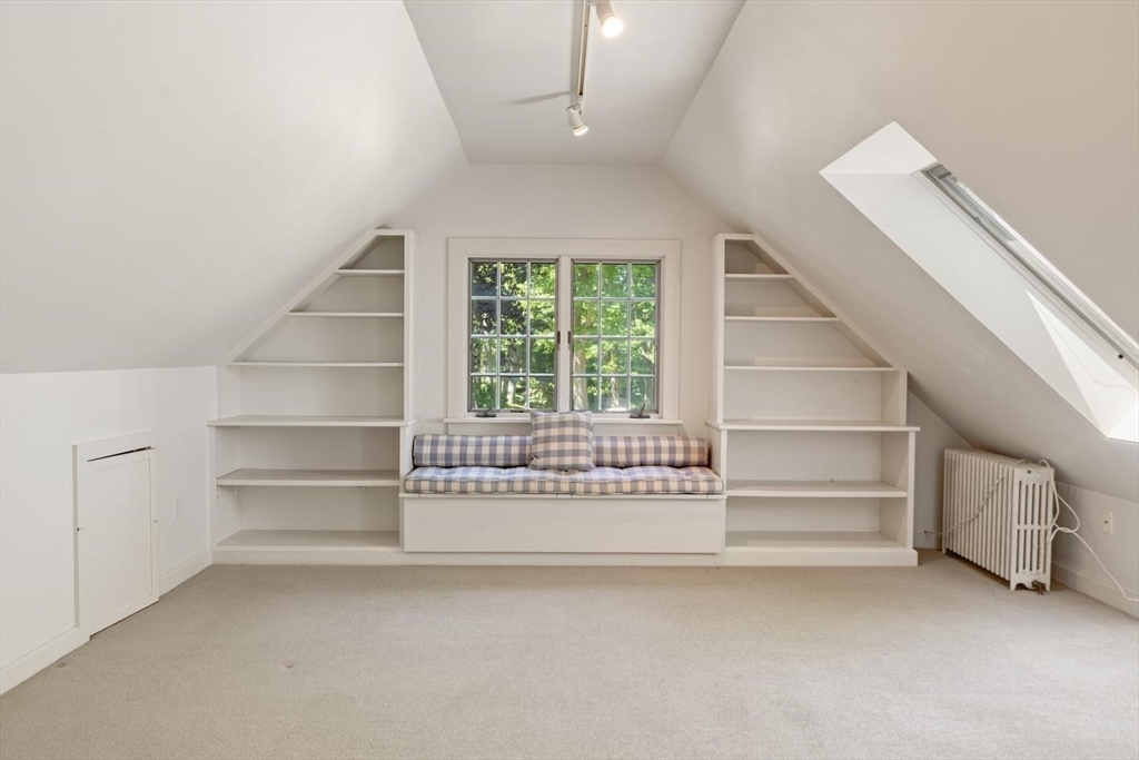 69 Dolliver Neck Rd