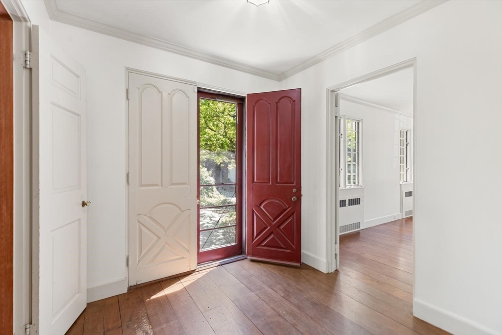 69 Dolliver Neck Rd
