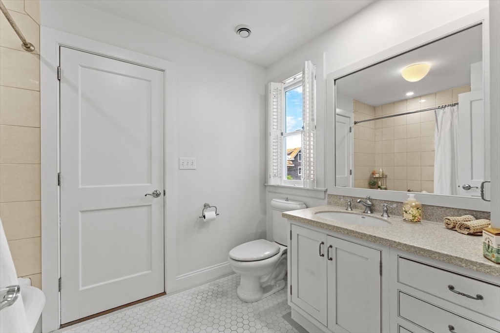 9 62nd St