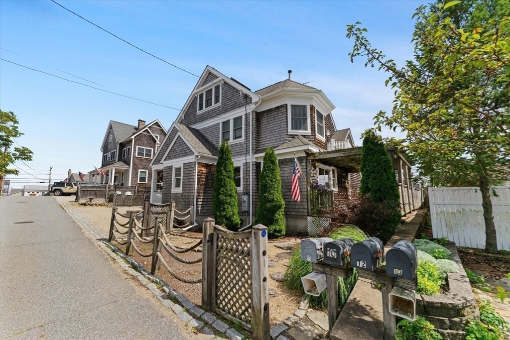 9 62nd St