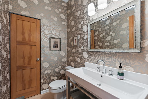 2654 N Racine Avenue Unit: 3