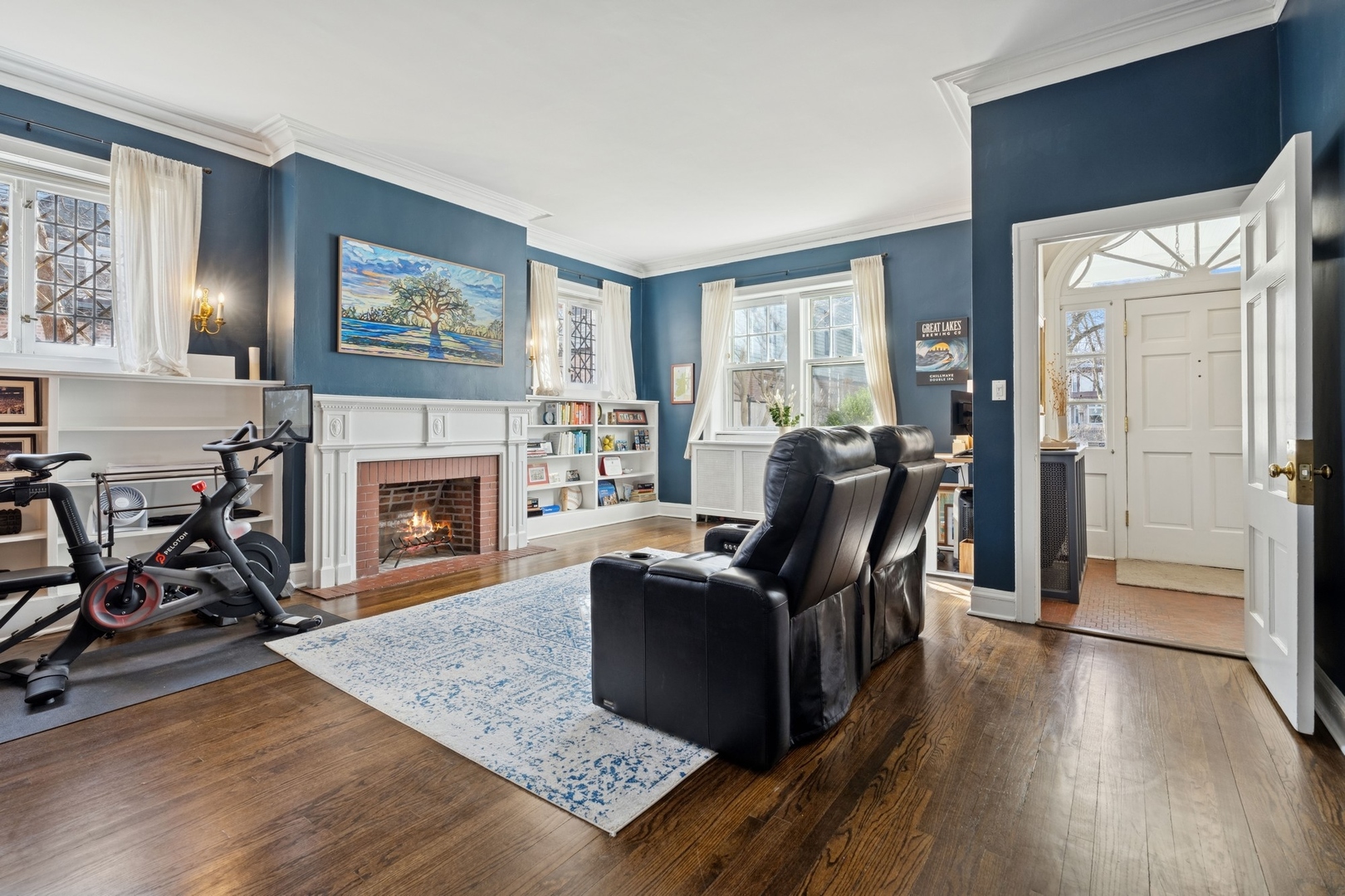 1030 E 49th Street