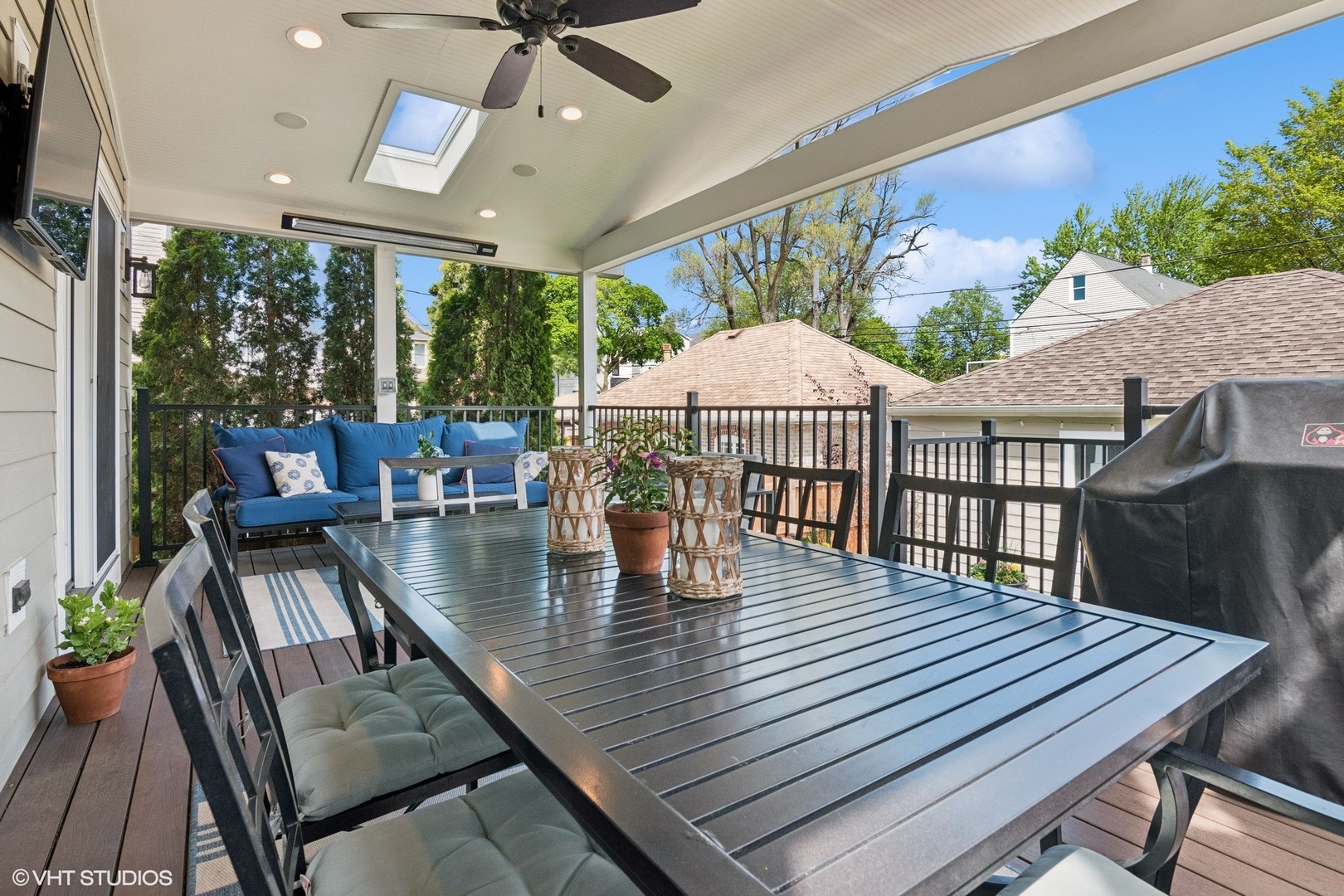 2450 W Warner Avenue