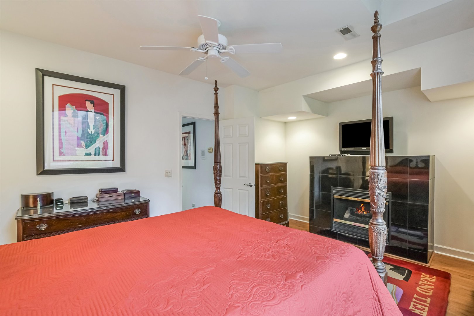 26 E 14th Place Unit: 6W