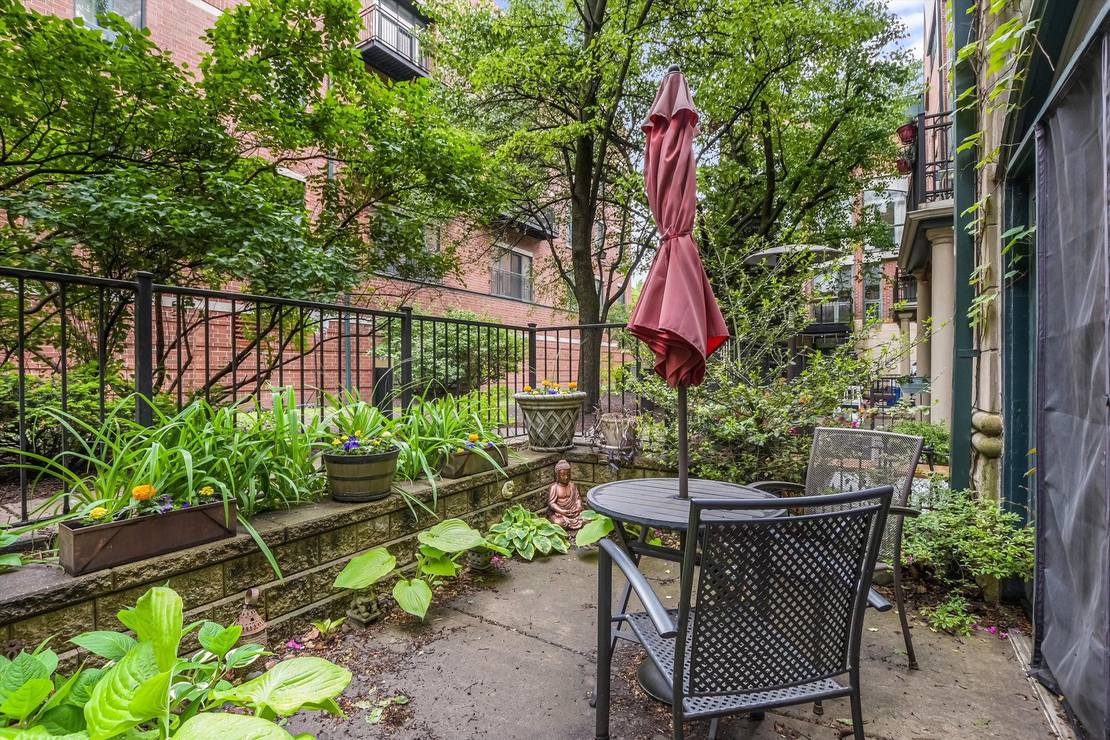 26 E 14th Place Unit: 6W