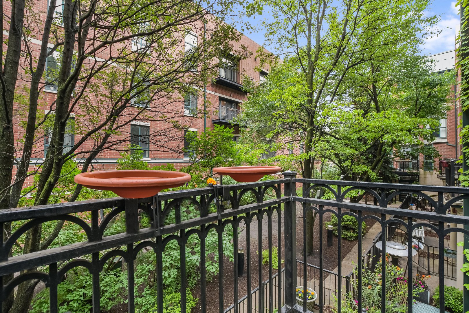 26 E 14th Place Unit: 6W