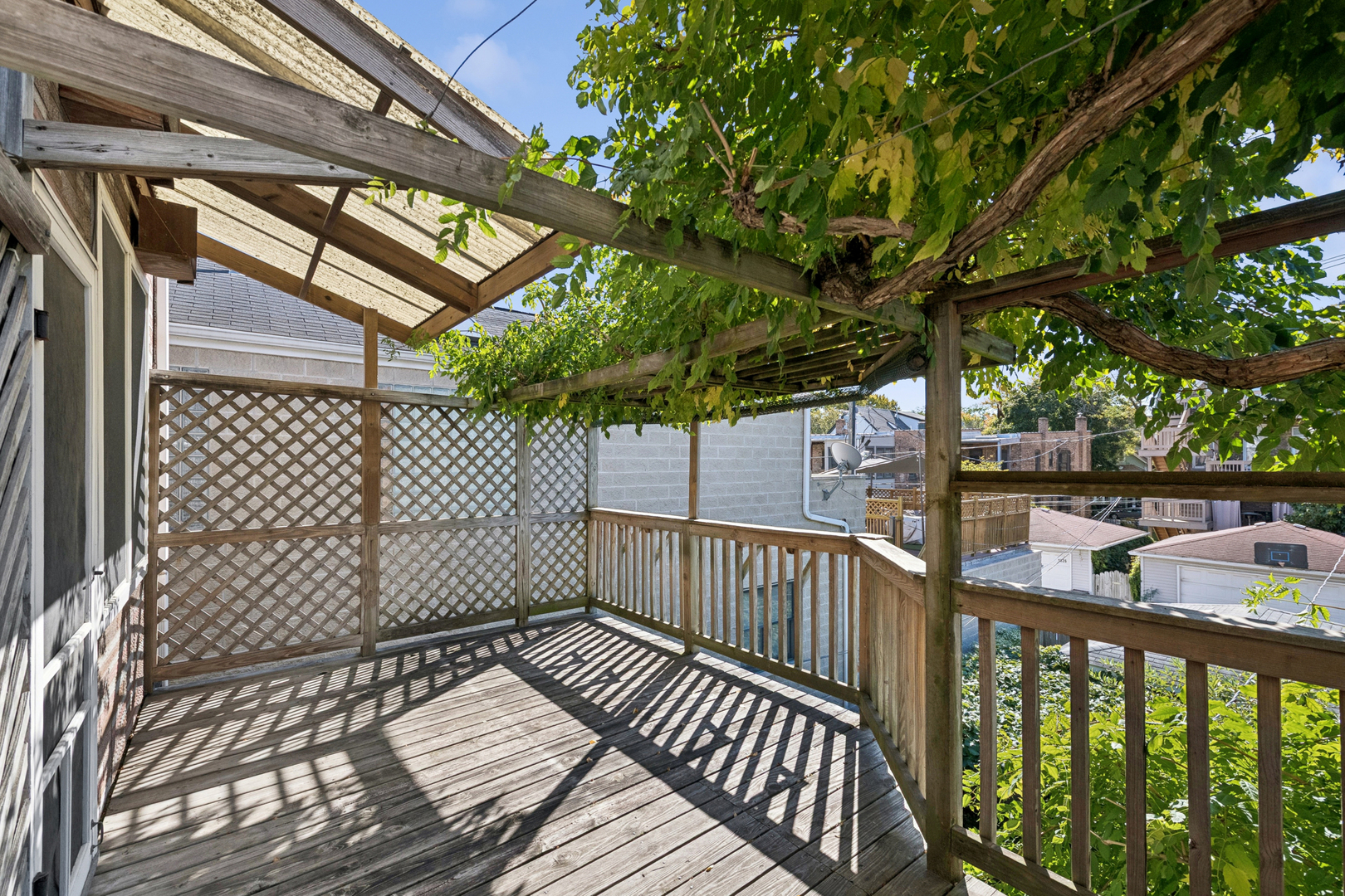 1329 W Nelson Street