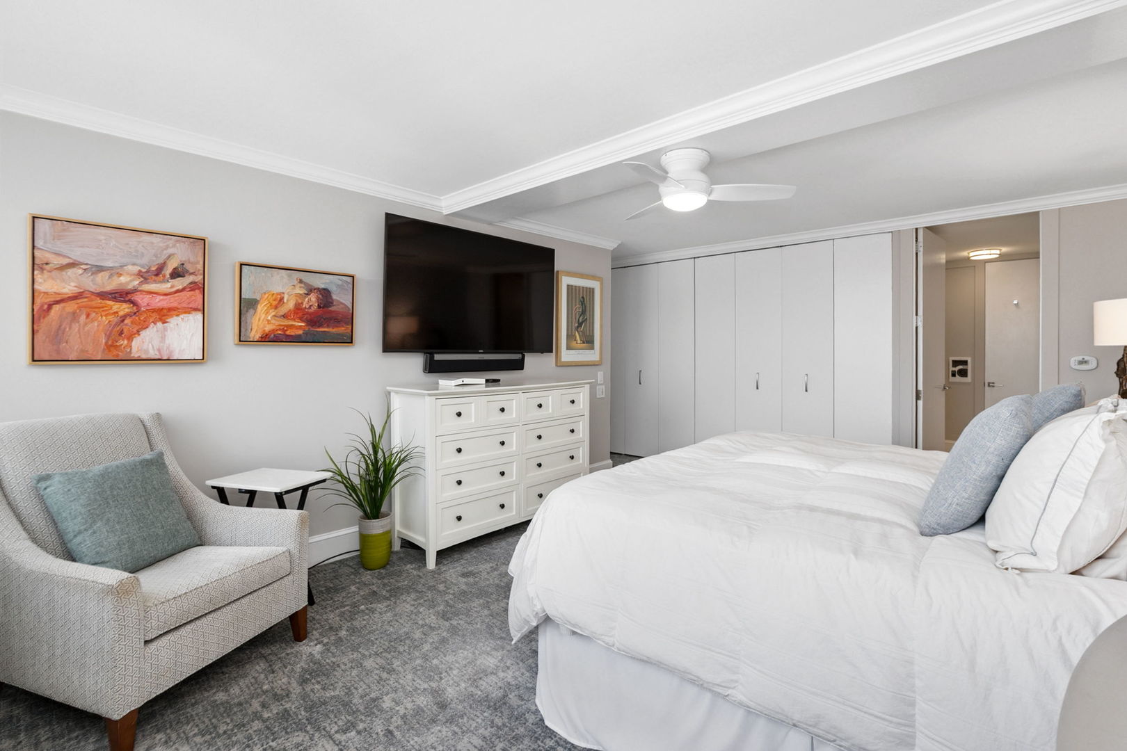 1110 N Lake Shore Drive Unit: 27S