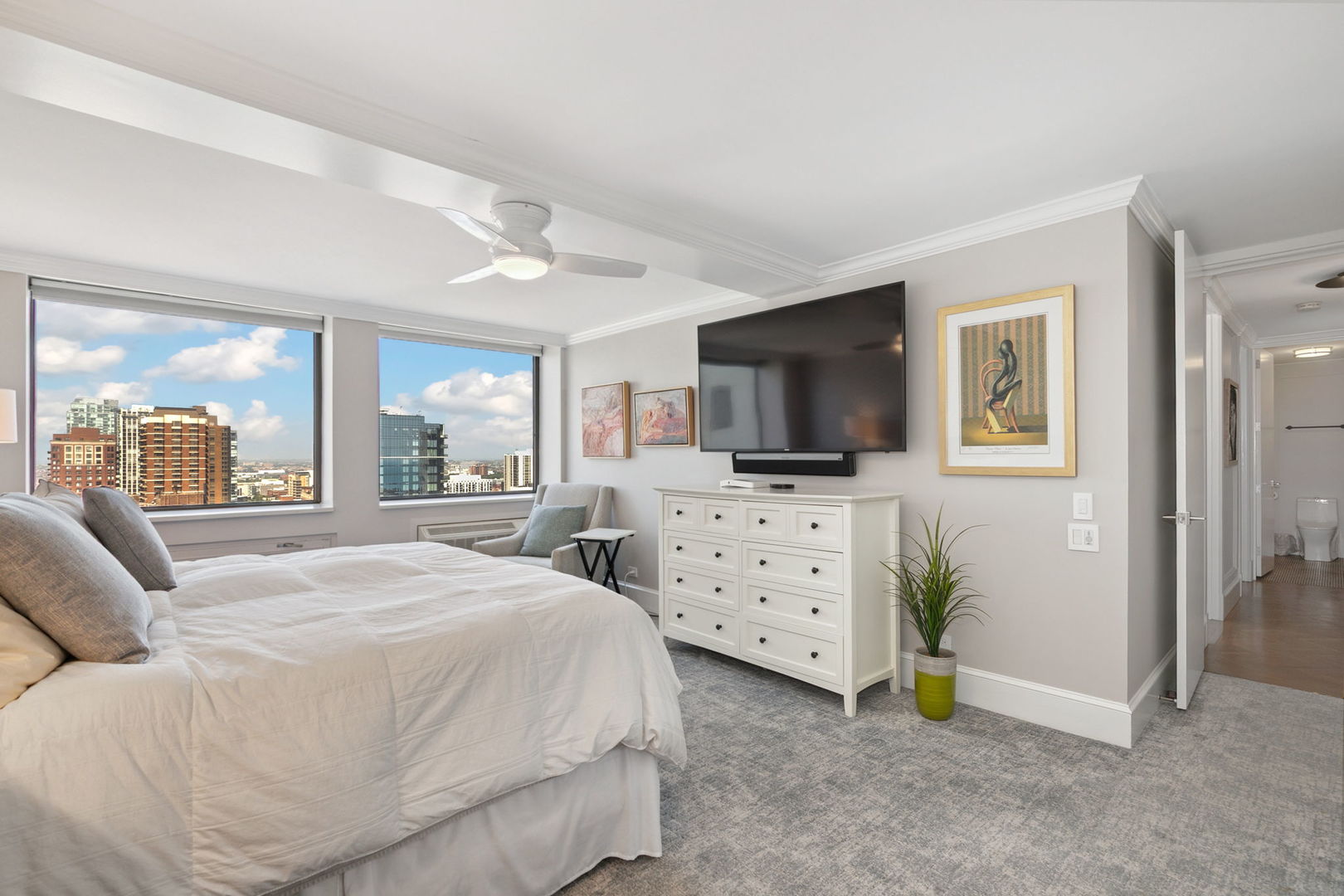 1110 N Lake Shore Drive Unit: 27S