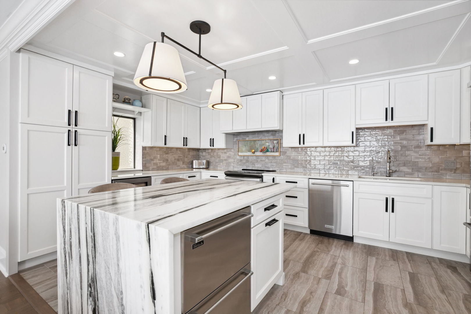 1110 N Lake Shore Drive Unit: 27S